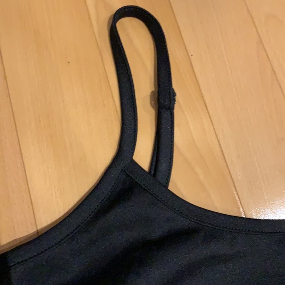 ✏️FREE with $25 purchase Thyme Maternity Black Camisole - size M - Picture 2 of 9